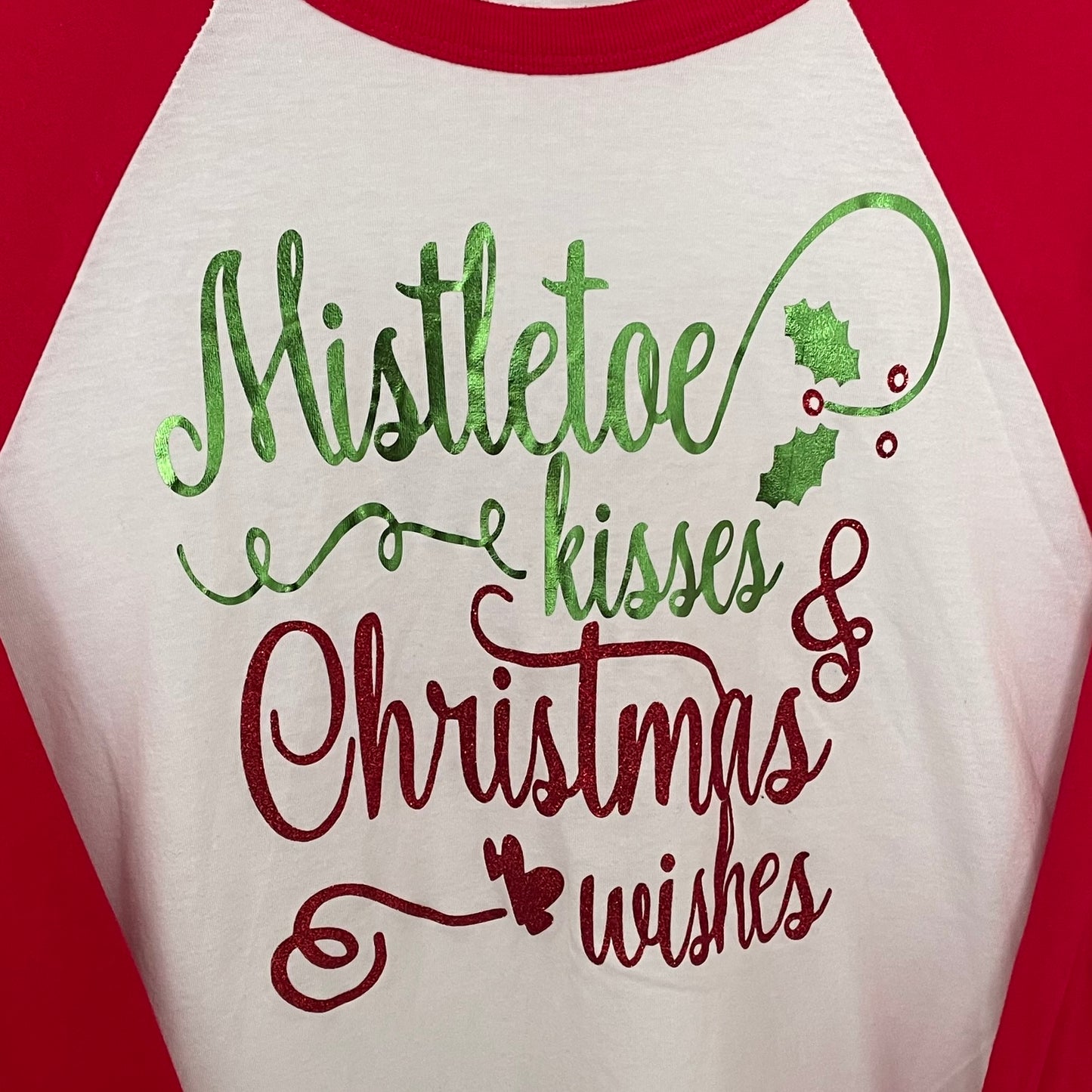 $5 CHRISTMAS COLLECTON: Mistletoe Kisses & Christmas Wishes, Size Large